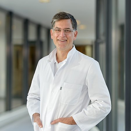 DIAKO Portrait von Dr. Niclas Schwartau